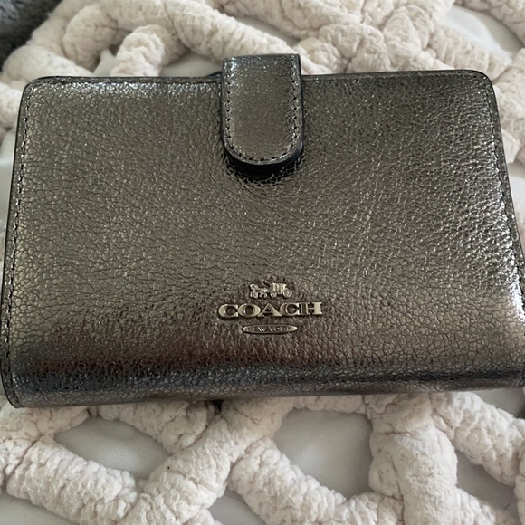 Coach Metallic Wallet - Picture 4 of 4